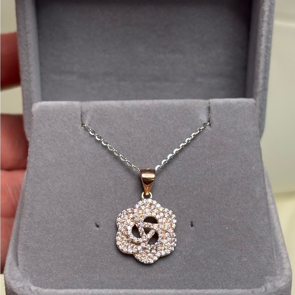 Elegant 14K Gold Rose Diamond Cut White Zircon Pendant with 18”Necklace
